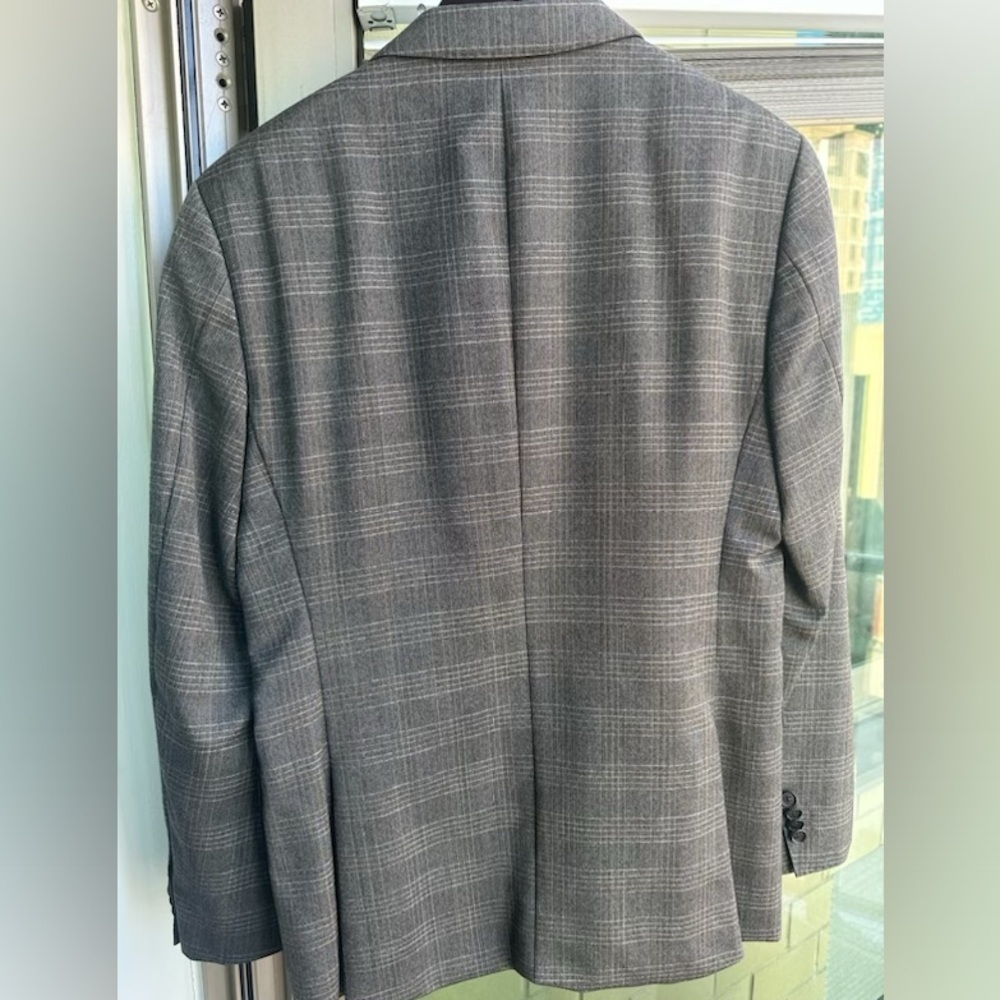 Hugo Boss Blazer - Picture 2 of 5